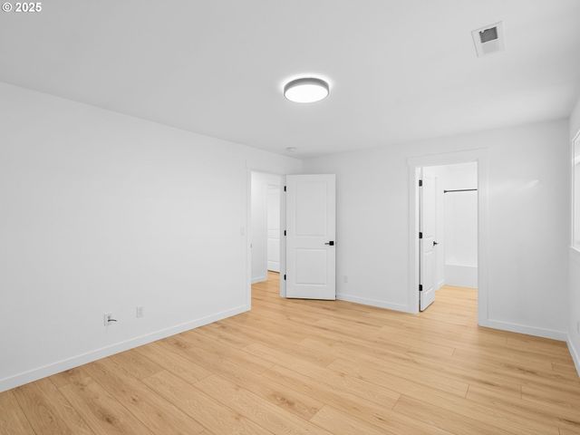 2311 Sw 6th Ave 19, Camas, WA 98607