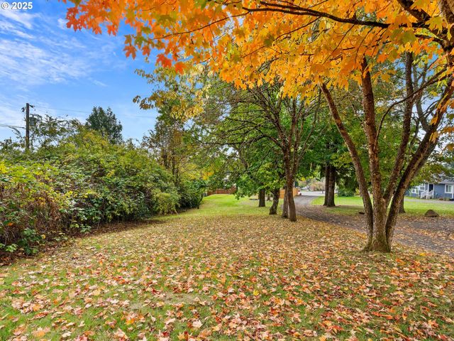 2311 Sw 6th Ave 19, Camas, WA 98607