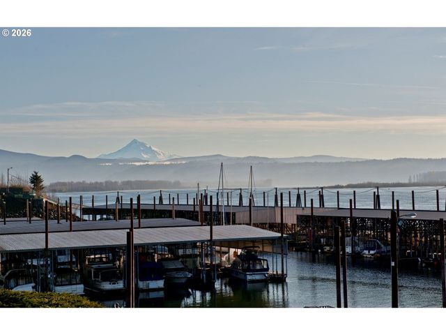 2311 Sw 6th Ave 19, Camas, WA 98607