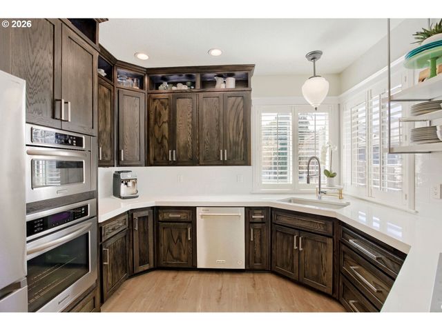 14580 Se TERRITORY Dr, Clackamas, OR 97015