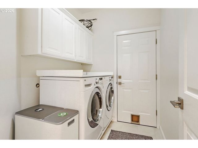 14580 Se TERRITORY Dr, Clackamas, OR 97015