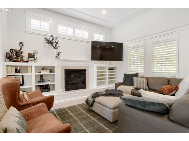 14580 Se TERRITORY Dr, Clackamas, OR 97015