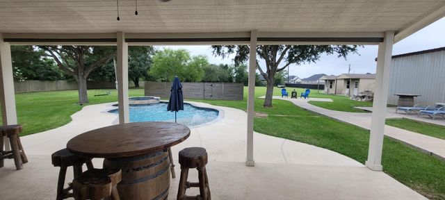 3908 Avenue J, Santa Fe, TX 77510