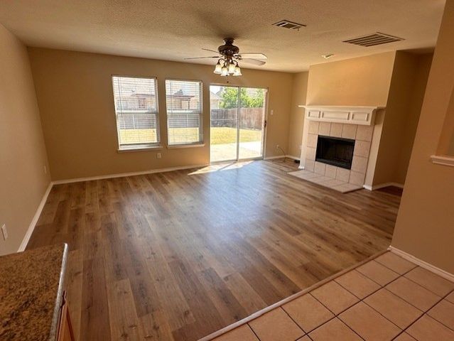 5880 Crestview Drive, Grand Prairie, TX 75052
