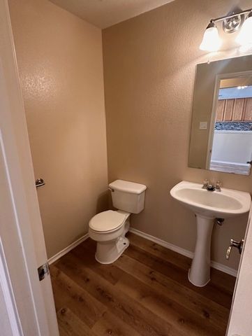 5880 Crestview Drive, Grand Prairie, TX 75052