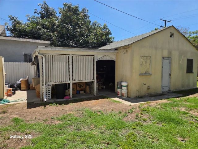 9613 Virginia Ave, South Gate, CA 90280