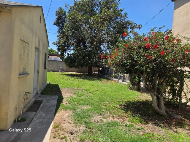 9613 Virginia Ave, South Gate, CA 90280