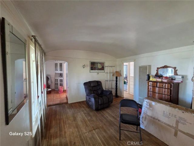 9613 Virginia Ave, South Gate, CA 90280