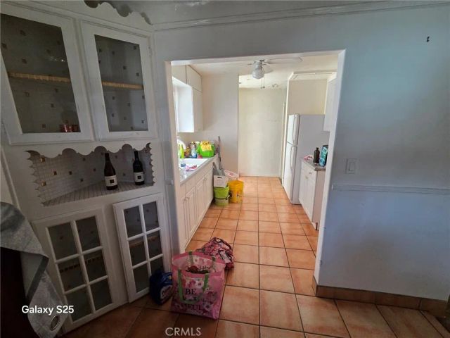 9613 Virginia Ave, South Gate, CA 90280