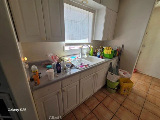 9613 Virginia Ave, South Gate, CA 90280