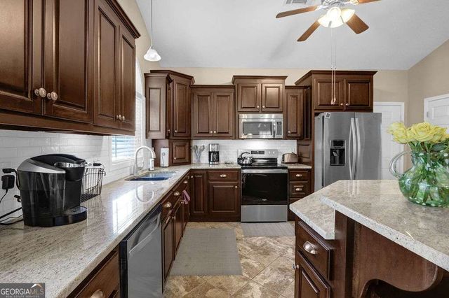 4337 Shag Bark Trail, Gainesville, GA 30507