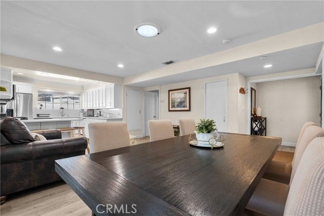 9559 Natick, North Hills (los Angeles), CA 91343