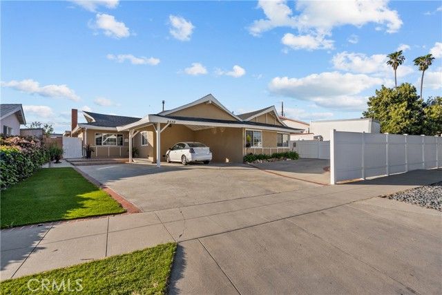 9559 Natick, North Hills (los Angeles), CA 91343