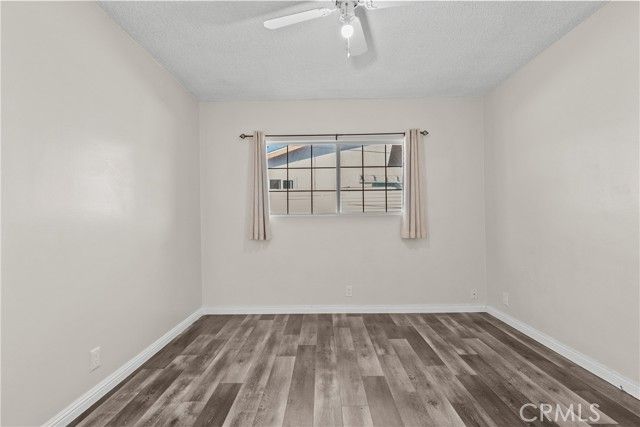 9559 Natick, North Hills (los Angeles), CA 91343