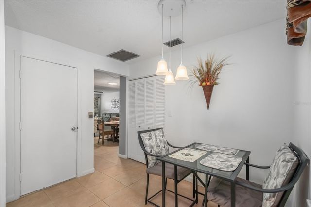 8929 SW 94TH STREET B, Ocala, FL 34481