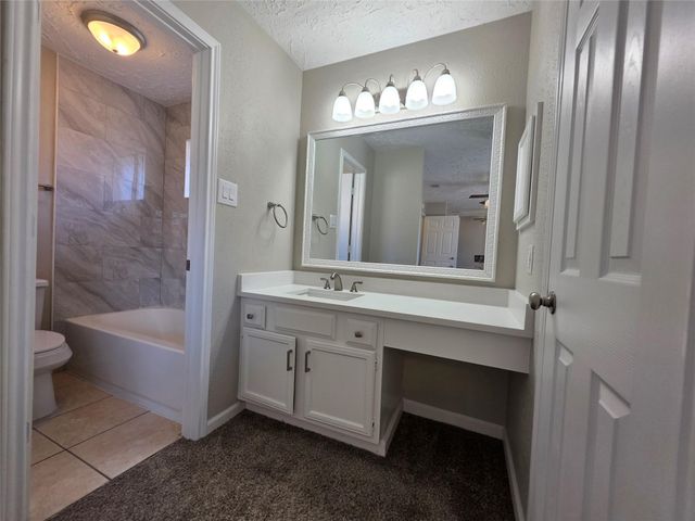 406 Capehill Drive, Houston, TX 77598