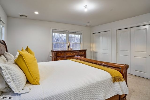 64 Colonial Woods Dr, West Orange Twp., NJ 07052