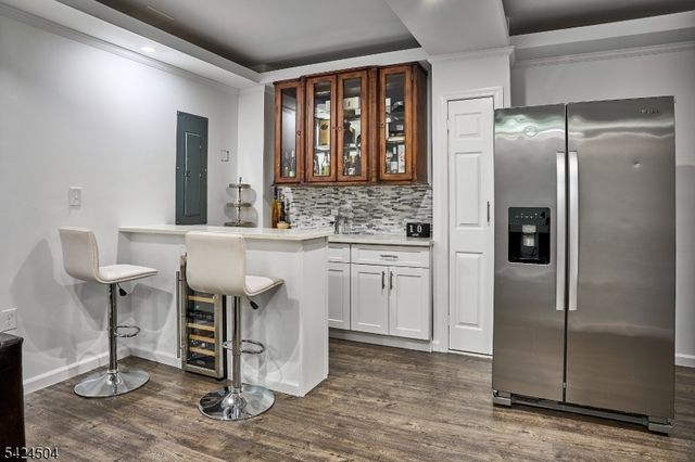 64 Colonial Woods Dr, West Orange Twp., NJ 07052