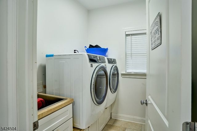 64 Colonial Woods Dr, West Orange Twp., NJ 07052