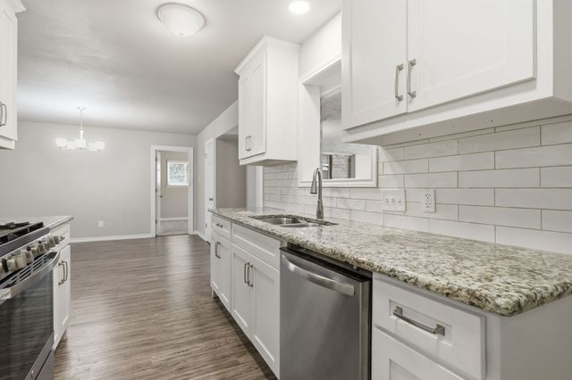 504 Irene Street, Burleson, TX 76028