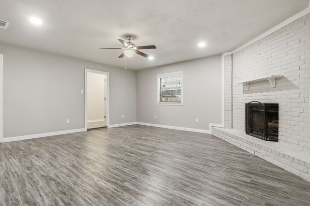 504 Irene Street, Burleson, TX 76028