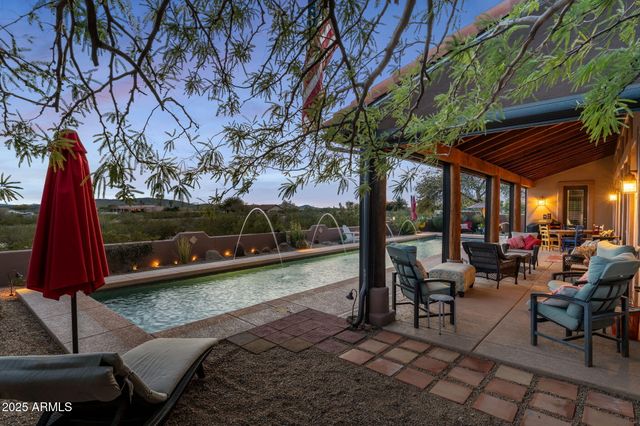 35740 S CALICO Circle, Wickenburg, AZ 85390