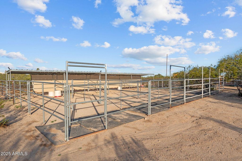 35740 S CALICO Circle, Wickenburg, AZ 85390 — photo 5