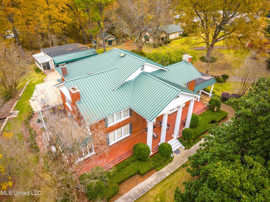8000 Austin Road, Lake Cormorant, MS 38641 — exterior