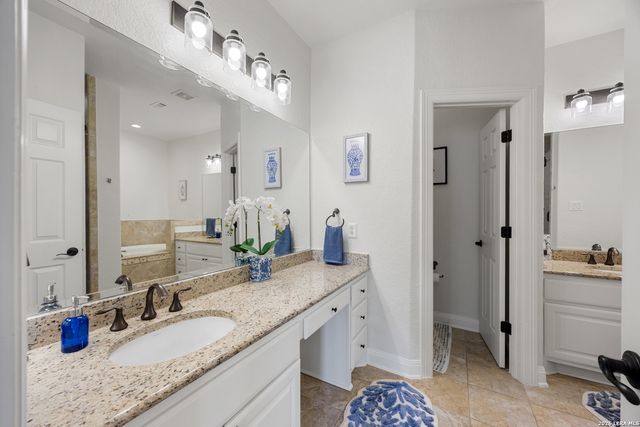 502 E Park Ave Apt 1, San Antonio, TX 78212