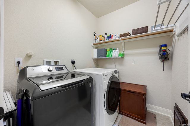 502 E Park Ave Apt 1, San Antonio, TX 78212