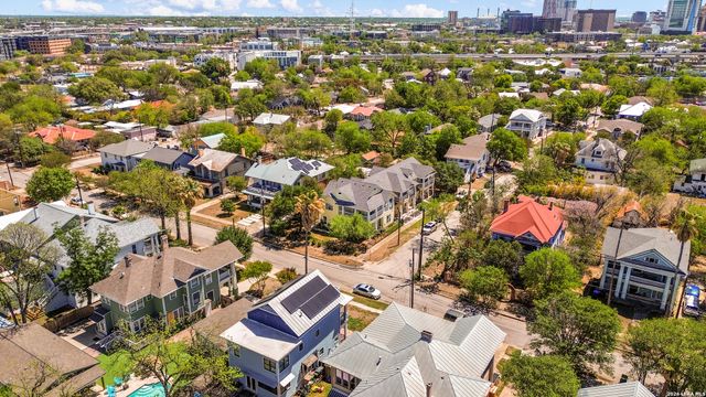 502 E Park Ave Apt 1, San Antonio, TX 78212