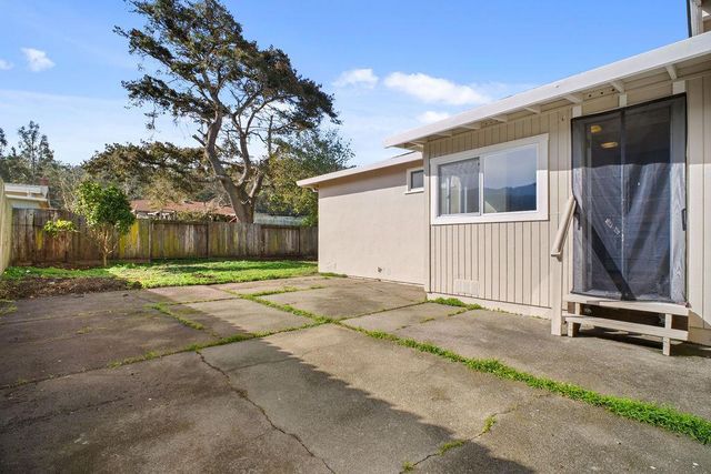 760 Noriega Way, Pacifica, CA 94044
