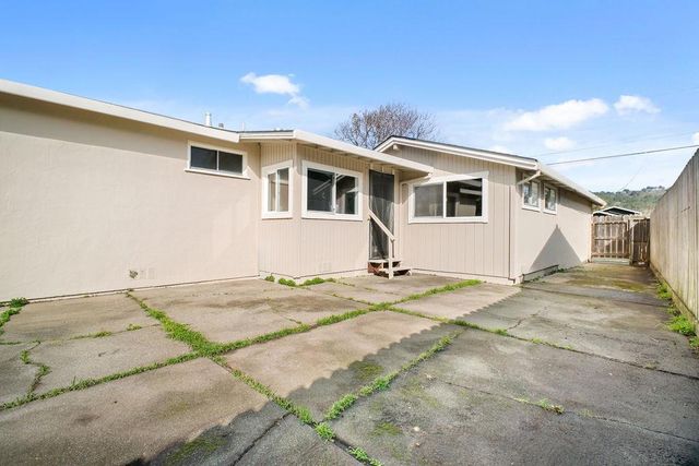 760 Noriega Way, Pacifica, CA 94044