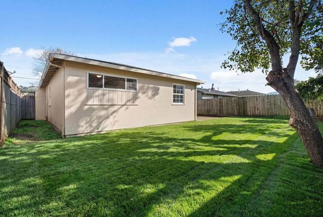 760 Noriega Way, Pacifica, CA 94044