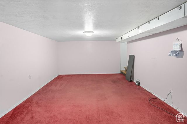 5352 S CHARLOTTE AVE, Kearns, UT 84118