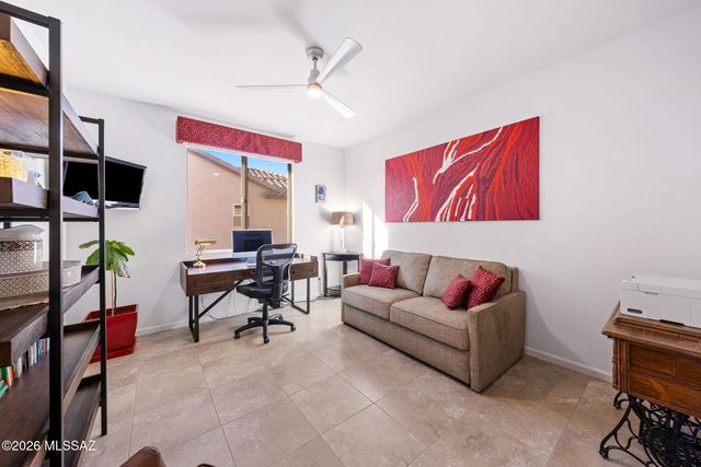 2396 E Sky Creek Drive, Green Valley, AZ 85614