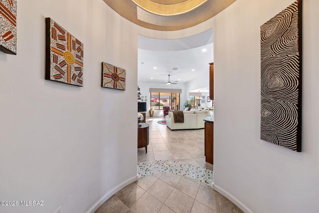 2396 E Sky Creek Drive, Green Valley, AZ 85614