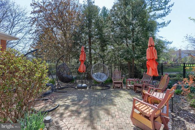 960 BEECH AVE, Hershey, PA 17033