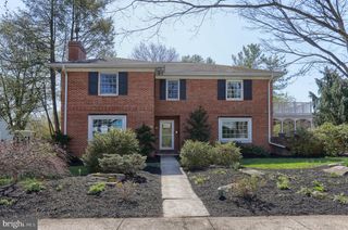 960 BEECH AVE, Hershey, PA 17033