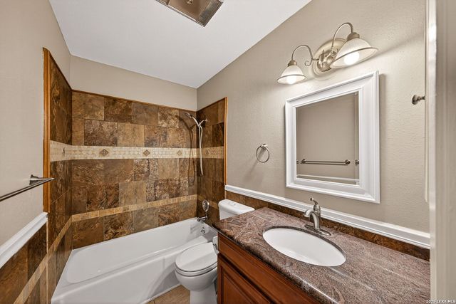 6750 Crown Ridge, San Antonio, TX 78239