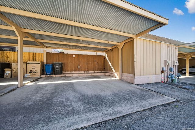 6750 Crown Ridge, San Antonio, TX 78239