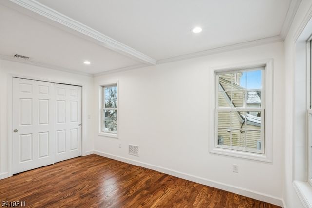 161 Myrtle Ave, Millburn Twp., NJ 07041