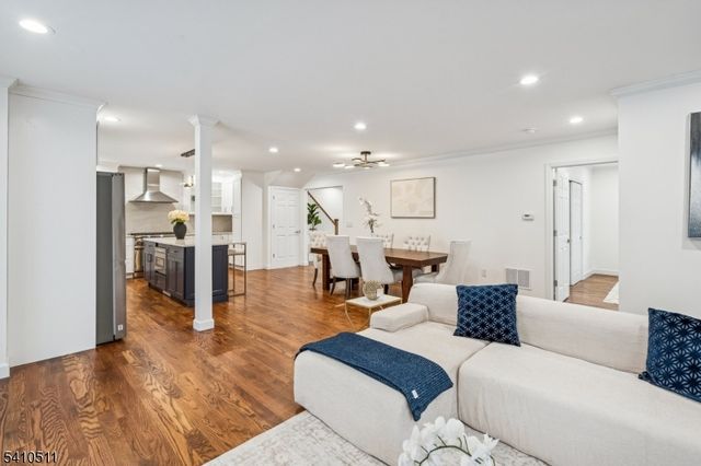 161 Myrtle Ave, Millburn Twp., NJ 07041