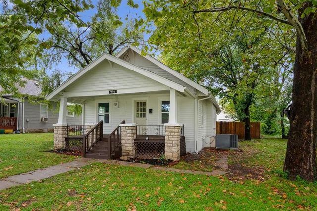 934 Pacific Street, Osawatomie, KS 66064