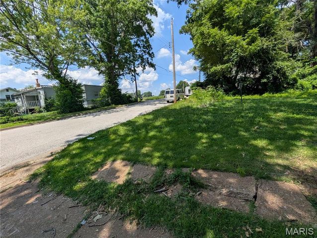 3910 Council Grove, St Louis, MO 63120
