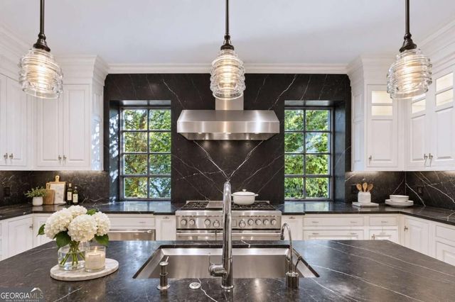 707 Darlington Road NE, Atlanta, GA 30305