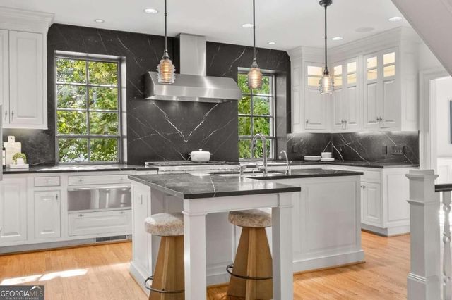 707 Darlington Road NE, Atlanta, GA 30305