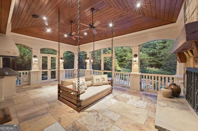 707 Darlington Road NE, Atlanta, GA 30305