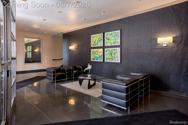 8200 E Jefferson 503, Detroit, MI 48214