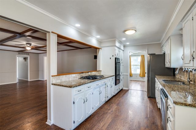 1601 Lexington Drive, Garland, TX 75041